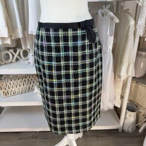 Requirements size 8 women's tweed black skirt blue.  Classic, mature, #4361